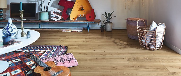 Hochwertige Laminatböden in Eichenoptik