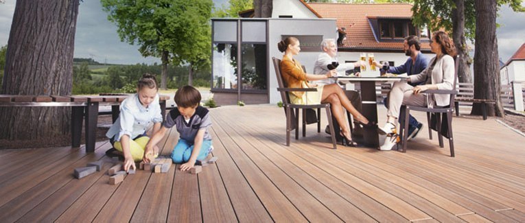 Pflegeleichte Terrassendielen aus WPC und BPC